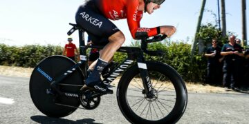 LeBron James entre chez Canyon