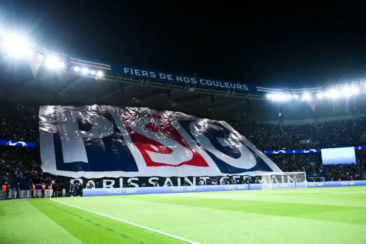 Le PSG accusé d’avoir fait déployer « une armée de trolls »