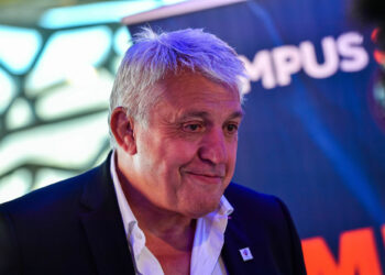 Claude Atcher contre-attaque