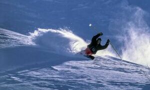 Un Français sur cinq envisage de partir au ski cet hiver