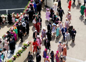 Hippisme : adieu chapeaux extravagants et hauts de forme ?