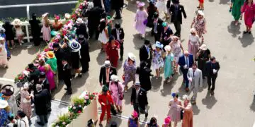 Hippisme : adieu chapeaux extravagants et hauts de forme ?