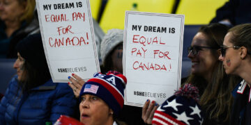 Le président de la fédération canadienne de football démissionne