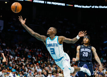 Michael Jordan négocierait la vente des Charlotte Hornets