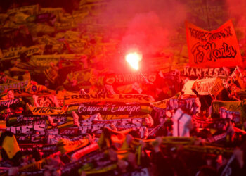Un décret « fumigènes » précise les règles