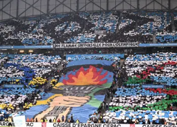 La flamme olympique arrive