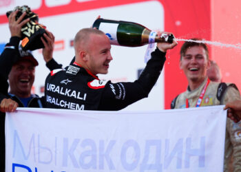 Nikita Mazepin conteste les sanctions pour revenir en F1