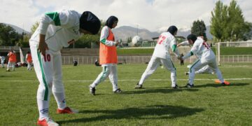 Le Conseil d’État maintient l’interdiction du port du hijab