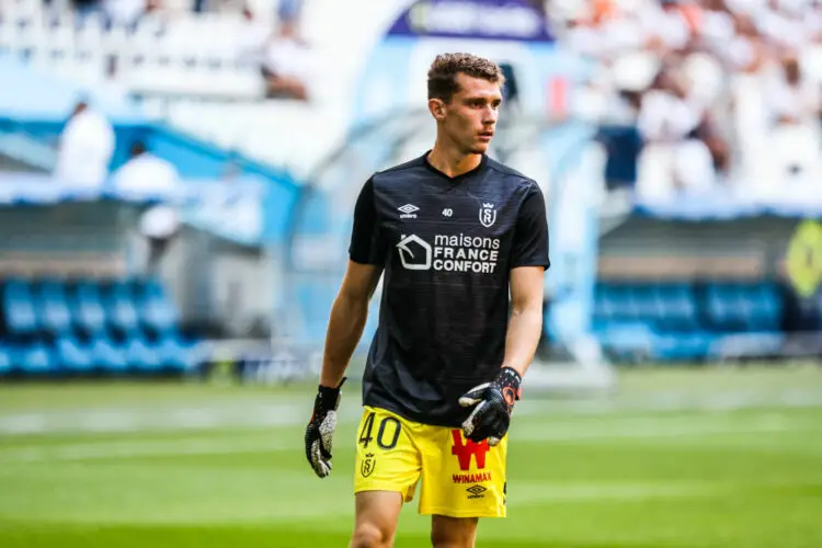 Il porte plainte contre son club après deux commotions cérébrales