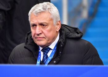 Claude Atcher porte plainte