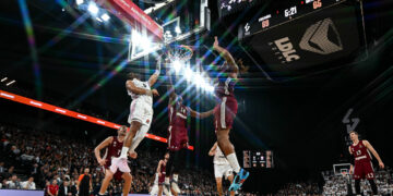 La LDLC Arena entre en action