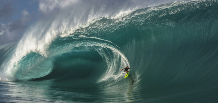 Teahupo’o confirmé avec un nouveau projet de tour des juges