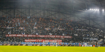 Face aux violences en marge du football, l’État tâtonne