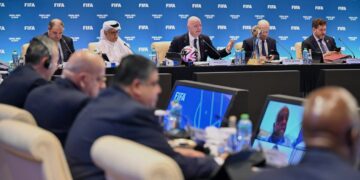 Plus d’équipes, plus de matchs…pour plus de recettes ?