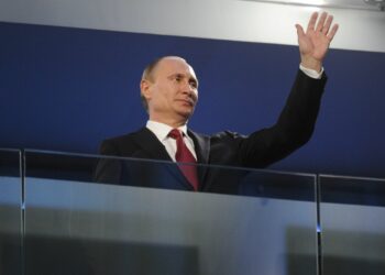 Poutine laisse planer le doute sur la participation de la Russie