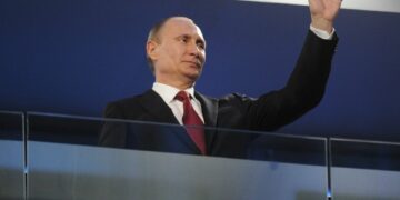 Poutine laisse planer le doute sur la participation de la Russie