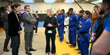 Les enfants des athlètes admis au village olympique ?