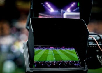 Le sport féminin et les parasportifs en retrait sur les écrans français, pas le cyberharcèlement