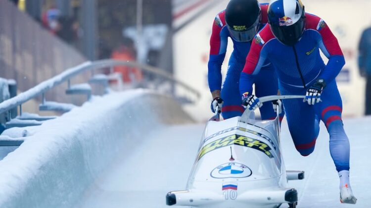 Les Russes maintenus à l’écart