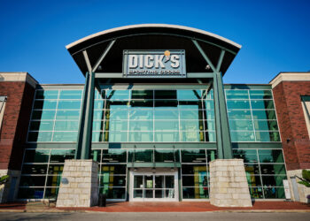 Dick’s Sporting Goods sort des États-Unis avec le rachat de Foot Locker