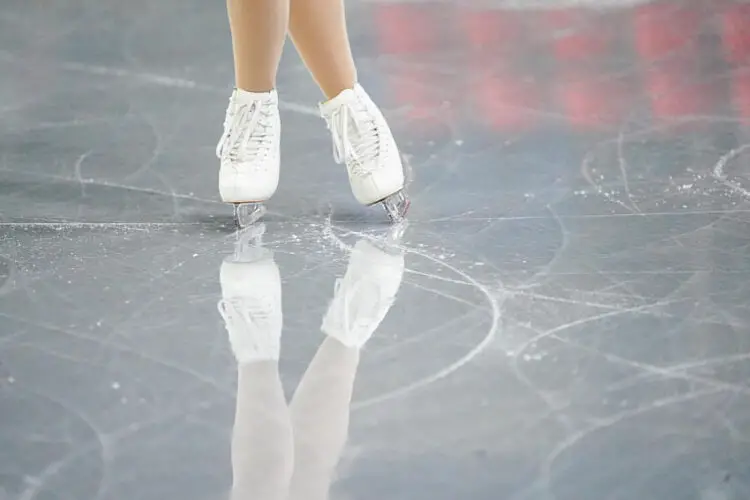 La patinoire rénovée… en espace culturel