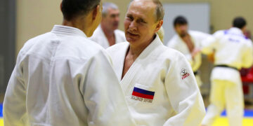 Réintégration des Russes au judo : un signal à contre-temps ?