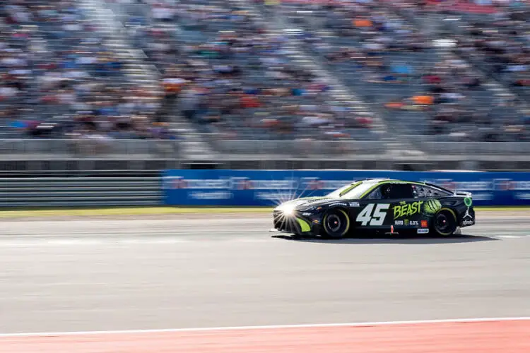 Michael Jordan et la Nascar déposent les armes