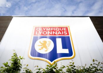 L’OL se démène pour trouver des millions