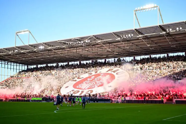 Sankt Pauli a vendu son stade à ses supporters