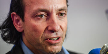 Philippe Candeloro s’immisce dans la campagne