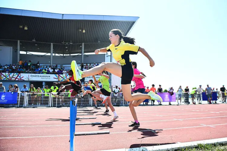 Les ressorts du décrochage massif des adolescentes