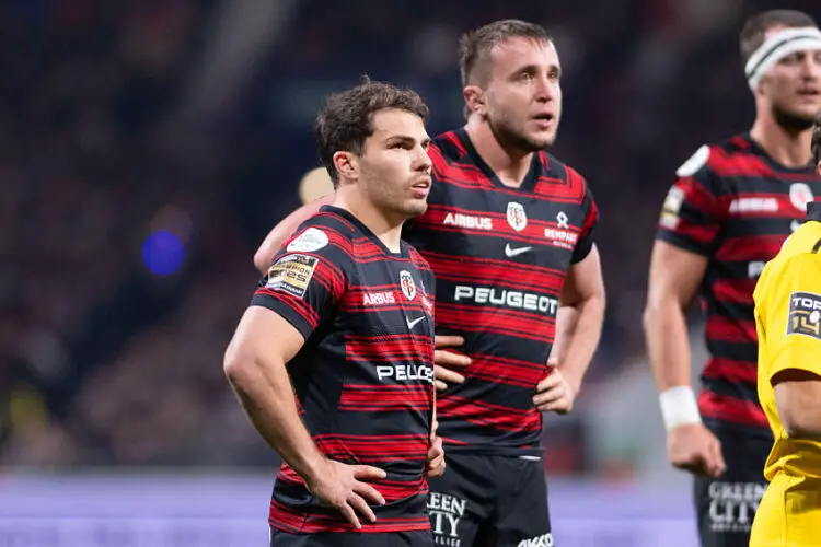 Pourquoi les contrats de Dupont et Jelonch posent problème