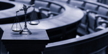 Sanction disciplinaire : quand l’absence d’avocat entraîne l’annulation