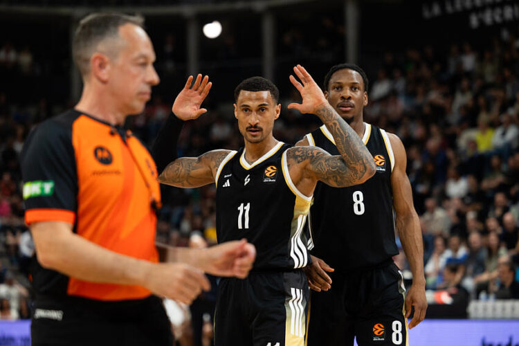 Exclue d’une compétition qu’elle entend quitter ?