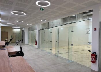 À Joinville-le-Pont, la FFSquash invente un club au cœur du logement social