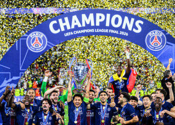 Carton plein pour M6 et Canal+