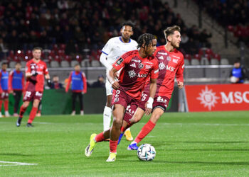Le FC Annecy accueille Aston Villa à son capital