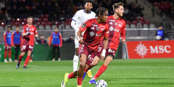 Le FC Annecy accueille Aston Villa à son capital